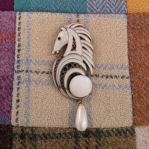 Lrg Equestrian Horse Head Pendant Brooch Pin